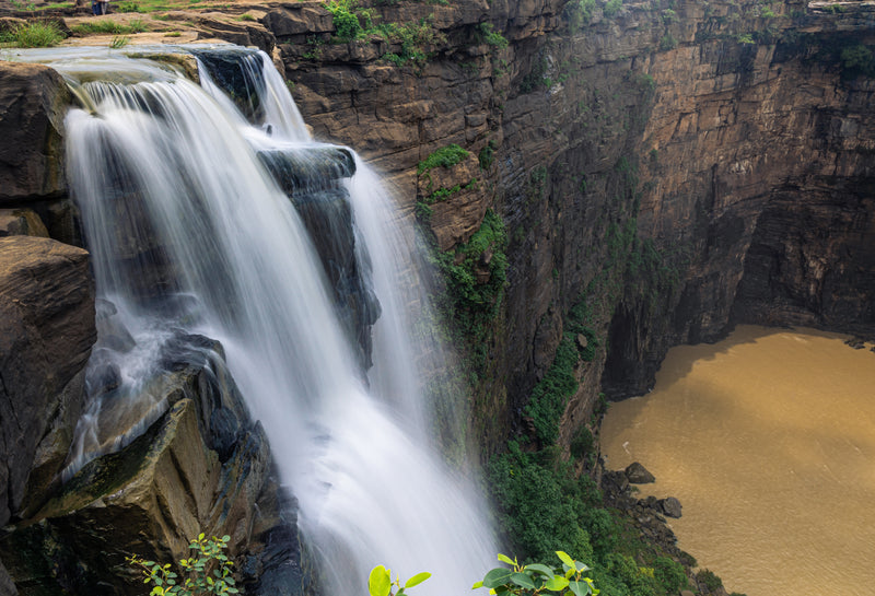 Beautiful Pictorial Images of waterfall from Madhya Pradesh