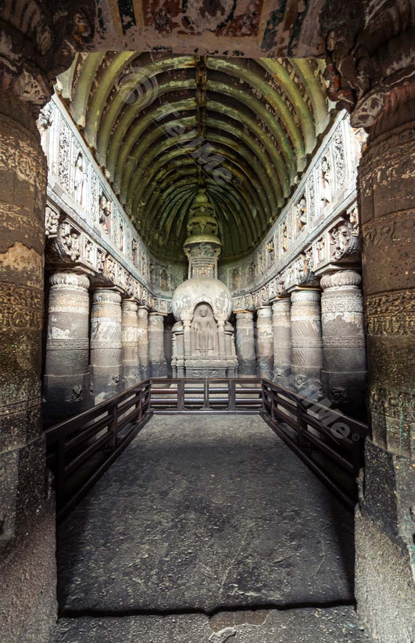 Ajanta Caves: Pillar Artistry and Buddha Sculpture in Exquisite Detail, Aurangabad