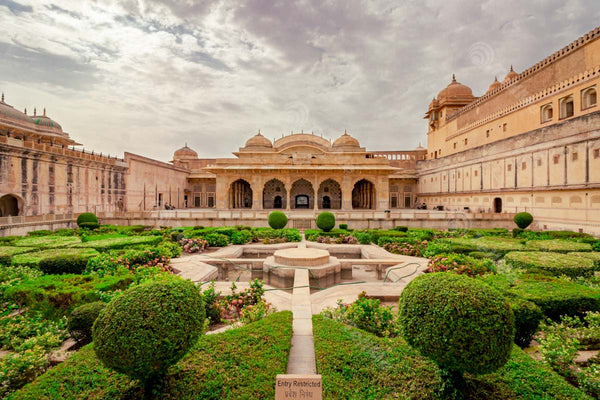 Garden Oasis: Amer Fort Courtyard in Jaipur, Rajasthan