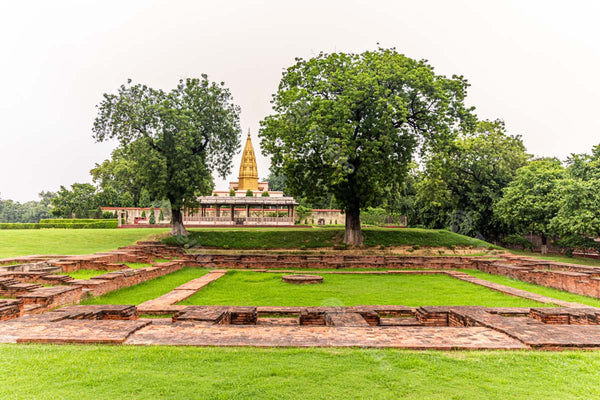 Nestled in Nature: Shri Digambar Jain Temple and Archaeological Site in Sarnath, Uttar Pradesh