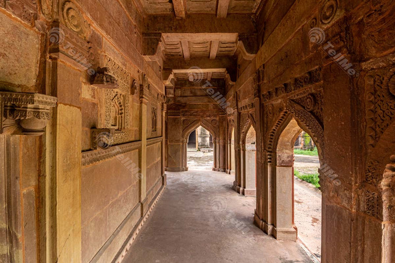 Chunar Fort: Pillars and Amazing Artistic Work in Varanasi, Uttar Pradesh