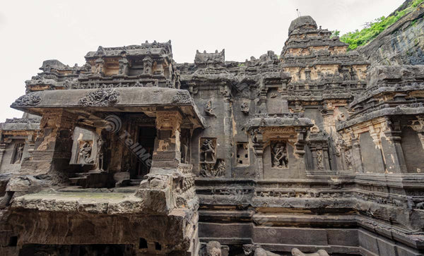 Experience the Beauty of Ellora Caves Temple Ruins - A Must-See Architectural Wonder in Aurangabad, Maharashtra