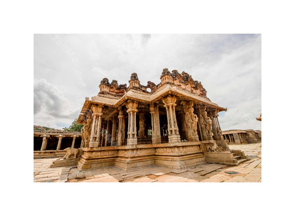 Splendor of Vijaya Vittala Temple: Architectural Marvel and Artisans' Delight in Hampi, Karnataka