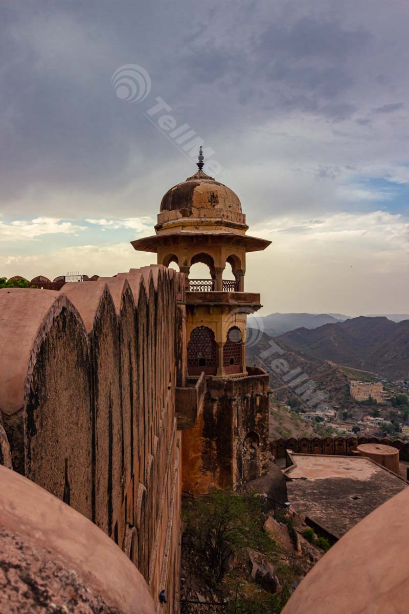 Beauty of Jaigarh Fort Under a Cloudy Sky in Jaipur, Rajasthan