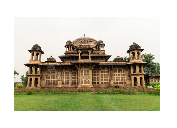 Architectural Grandeur: The Beautiful Historic Muhammad Ghaus Tomb in Madhya Pradesh